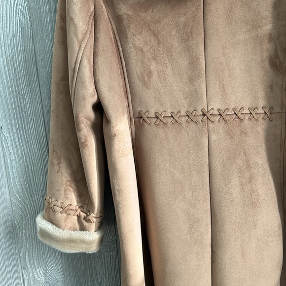 Tommy Hilfiger ladies coat, Lg, excellent condition! - Picture 3 of 8